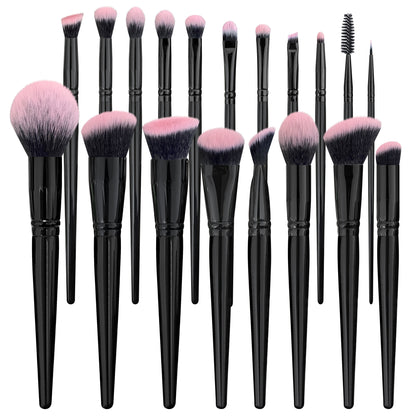 18 brushes for applying makeup powder